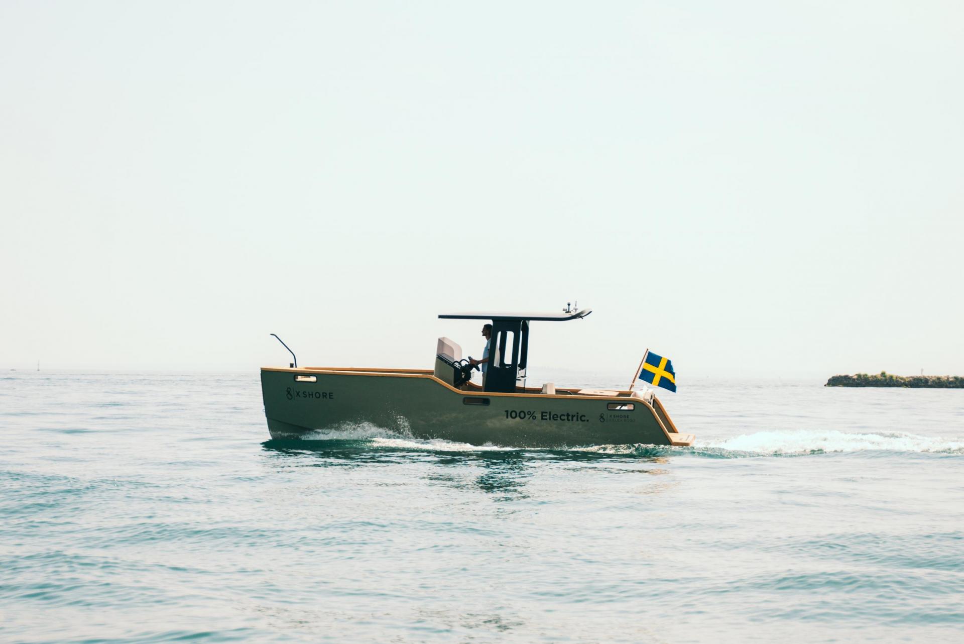 Motorboats X Shore Eelex 8000 2021 exterieur 10